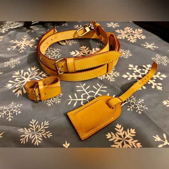 ❤️ SOLD ❤️ Louis Vuitton Bandouliere Strap - Picture 1 of 12